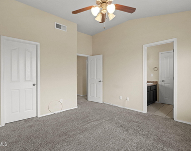 2240 Decamp Point Place - Photo Thumbnail 31