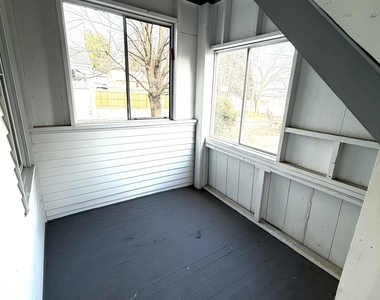 145 Smith Street - Photo Thumbnail 15