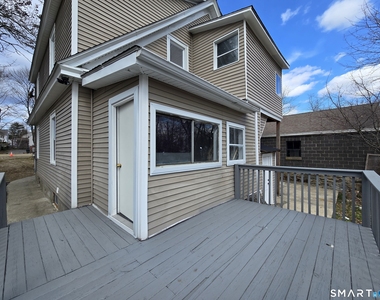 38 Beverly Avenue - Photo Thumbnail 16