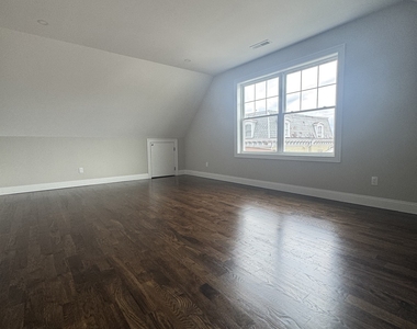 281 Harriet Street - Photo Thumbnail 10
