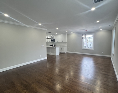 281 Harriet Street - Photo Thumbnail 1