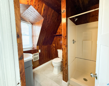 40 Franklin Street - Photo Thumbnail 7