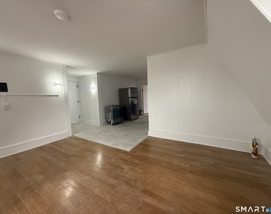 40 Franklin Street - Photo Thumbnail 2
