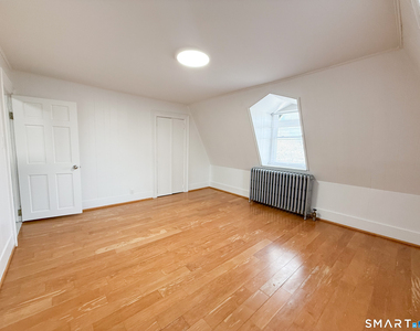 40 Franklin Street - Photo Thumbnail 3