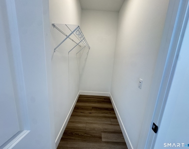 414 Berlin Turnpike - Photo Thumbnail 7