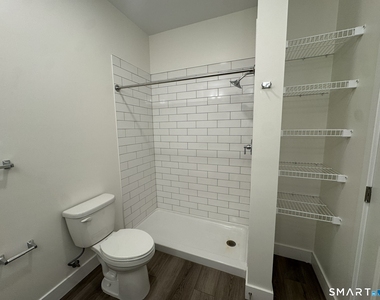 414 Berlin Turnpike - Photo Thumbnail 9