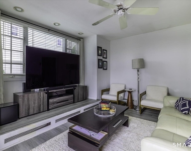 56 Linden Street - Photo Thumbnail 10