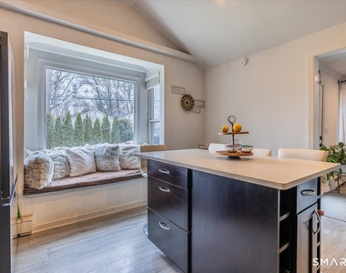 56 Linden Street - Photo Thumbnail 7