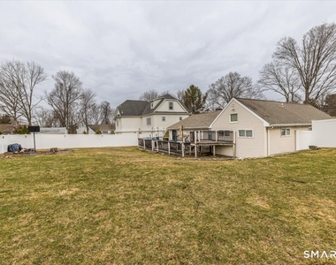 56 Linden Street - Photo Thumbnail 18