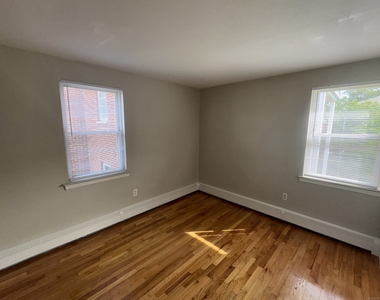768 New Britain Avenue - Photo Thumbnail 10