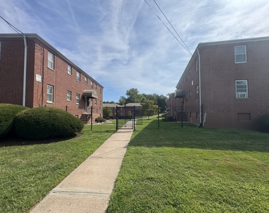 768 New Britain Avenue - Photo Thumbnail 1