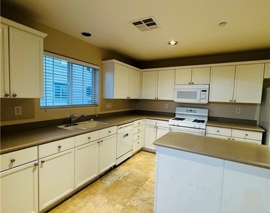 9160 Dimpled Court - Photo Thumbnail 25