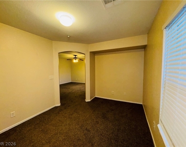 9160 Dimpled Court - Photo Thumbnail 15