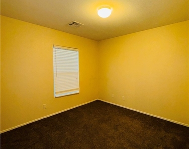 9160 Dimpled Court - Photo Thumbnail 14