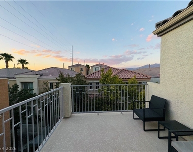 9160 Dimpled Court - Photo Thumbnail 16