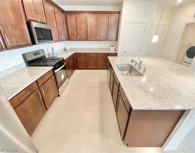 2610 Ercolano Street - Photo Thumbnail 8
