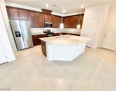 2610 Ercolano Street - Photo Thumbnail 6