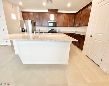 2610 Ercolano Street - Photo Thumbnail 7