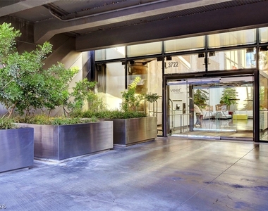 3722 Las Vegas Boulevard - Photo Thumbnail 39