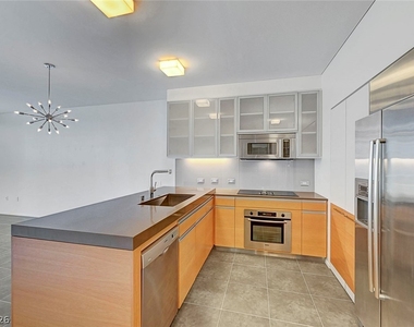 3722 Las Vegas Boulevard - Photo Thumbnail 14
