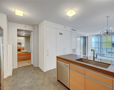 3722 Las Vegas Boulevard - Photo Thumbnail 16