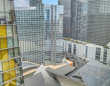 3722 Las Vegas Boulevard - Photo Thumbnail 34
