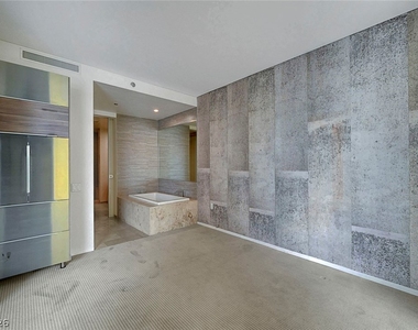 3722 Las Vegas Boulevard - Photo Thumbnail 22