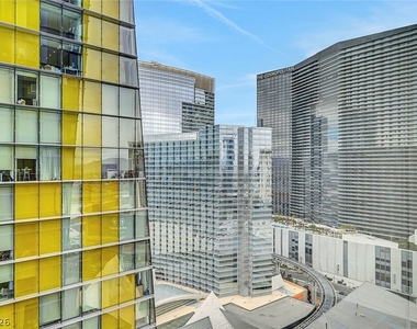 3722 Las Vegas Boulevard - Photo Thumbnail 30