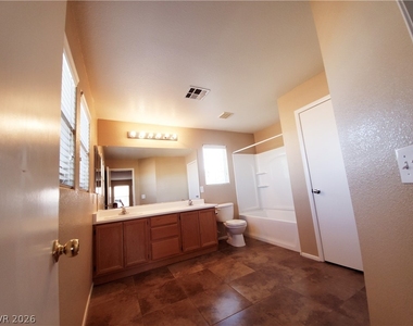 348 Bella Calabria Avenue - Photo Thumbnail 8