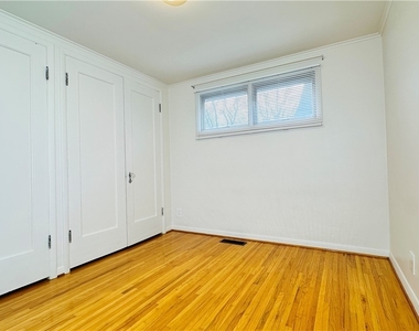 954 Brighton Road - Photo Thumbnail 18