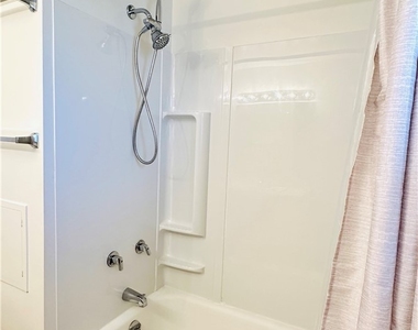 954 Brighton Road - Photo Thumbnail 22