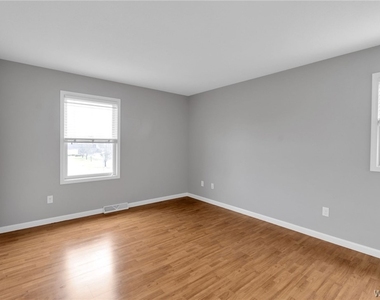 940 Reserve Road - Photo Thumbnail 22