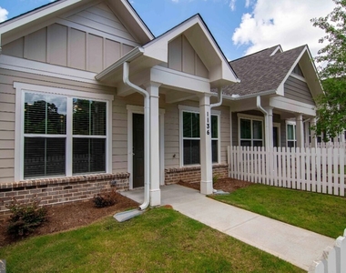 1151 Hunter Trail - Photo Thumbnail 23