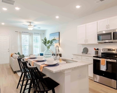 1151 Hunter Trail - Photo Thumbnail 2