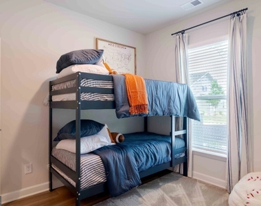 1151 Hunter Trail - Photo Thumbnail 8