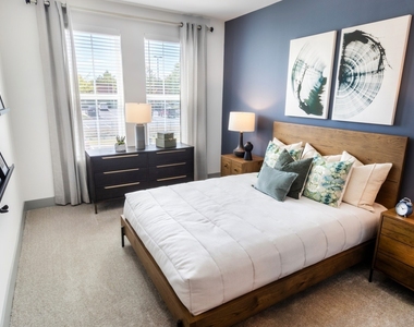 2370 Sever Road - Photo Thumbnail 5