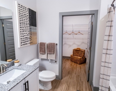 2370 Sever Road - Photo Thumbnail 6