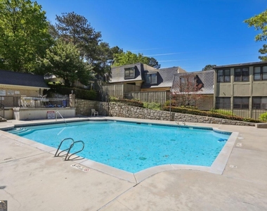 73 La Rue Place Nw - Photo Thumbnail 28