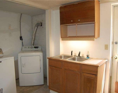 649 Sw Kenilworth Circle - Photo Thumbnail 3
