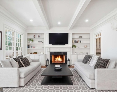 1124 Moores Mill Road Nw - Photo Thumbnail 2