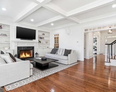 1124 Moores Mill Road Nw - Photo Thumbnail 3