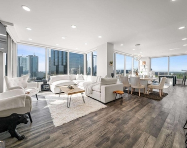 3338 Peachtree Road - Photo Thumbnail 11