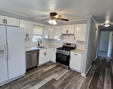 1141 Cape May Drive - Photo Thumbnail 4