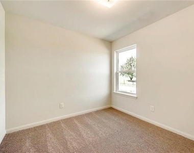 1810 Clegg Street - Photo Thumbnail 9