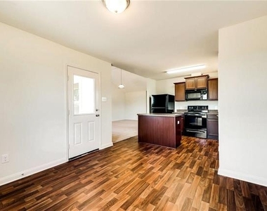 1810 Clegg Street - Photo Thumbnail 5