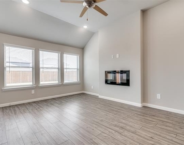 6127 Tawakoni Lane - Photo Thumbnail 2