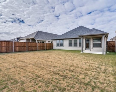 6127 Tawakoni Lane - Photo Thumbnail 11