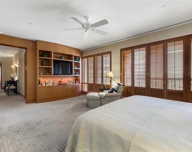 3831 Turtle Creek Boulevard - Photo Thumbnail 16