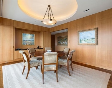 3831 Turtle Creek Boulevard - Photo Thumbnail 4