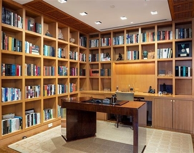 3831 Turtle Creek Boulevard - Photo Thumbnail 15